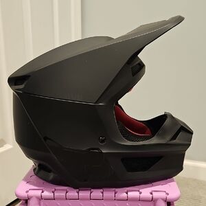 Fox Racing V1 Youth Helmet, Matte Black, Youth Small